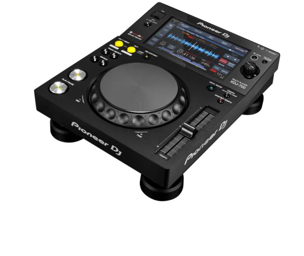 xdj-700-angle-600x505.jpg