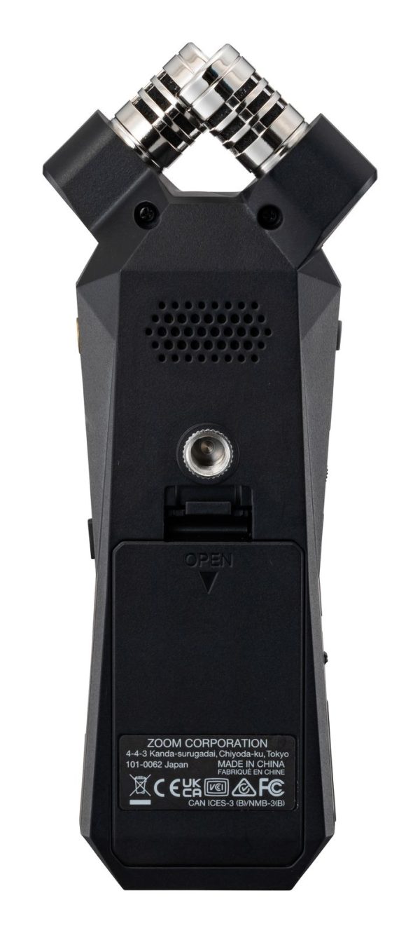 H1E-back-600x1331.jpg
